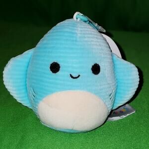Squishmallows Squisharoys Corduroy MAGGIE Stringray Clip NWT 2023